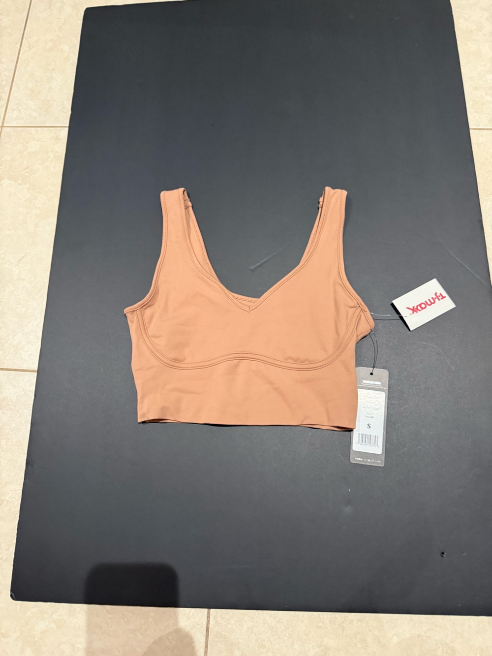 Sculpted Sports Bra Crop in Tan Peach